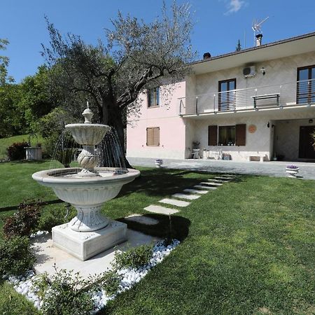 Il Villino Agriturismo B&B Belforte del Chienti Екстериор снимка