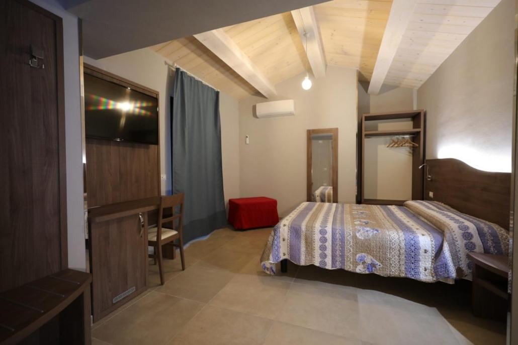 Il Villino Agriturismo B&B Belforte del Chienti Екстериор снимка